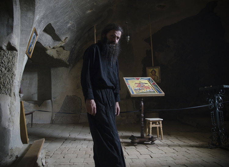 Neophita. Con Ioan vive nel monastero di San Giovanni Battista, uno degli eremi dell’area desertica di Davit Gareji, nella parte orientale della Georgia